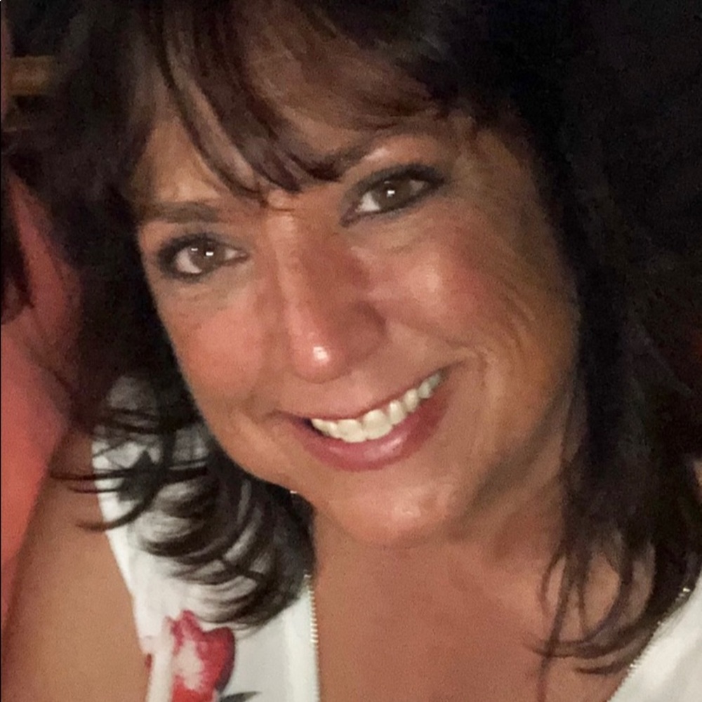 Meet your Posher, Julie